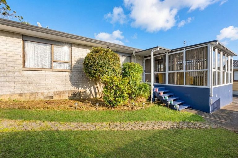 Photo of property in 2/54 Finlayson Avenue, Clendon Park, Auckland, 2103