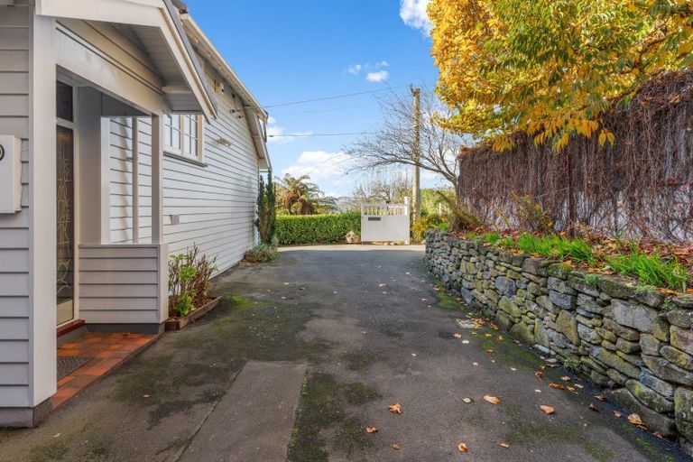 Photo of property in 16 Montpellier Street, Dunedin Central, Dunedin, 9016