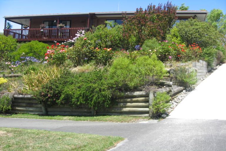 Photo of property in 6 Sunrise Heights, Feilding, 4702