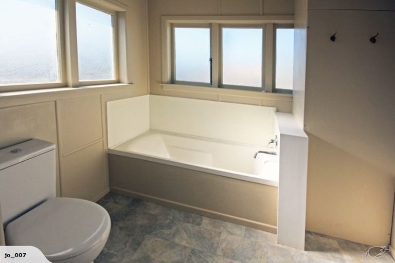 Photo of property in 11c Edinburgh Street, Tuakau, 2121