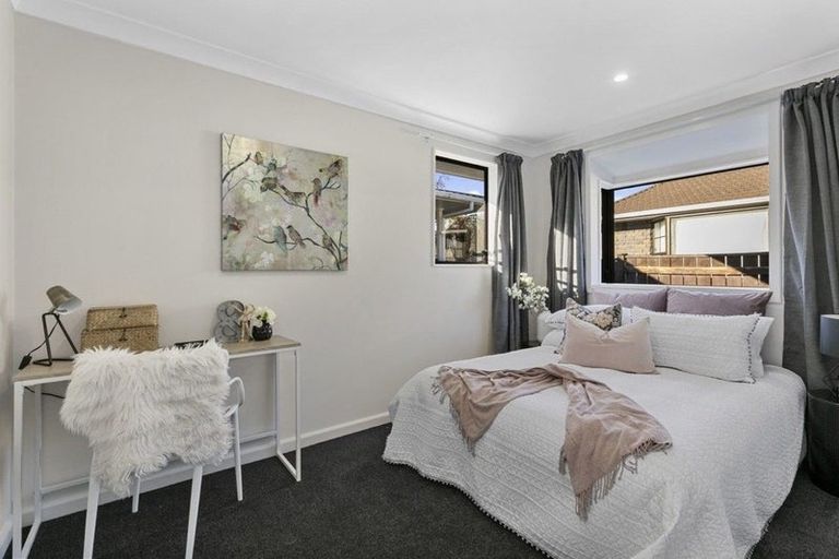 Photo of property in 16a Rawhiti Street, Stokes Valley, Lower Hutt, 5019