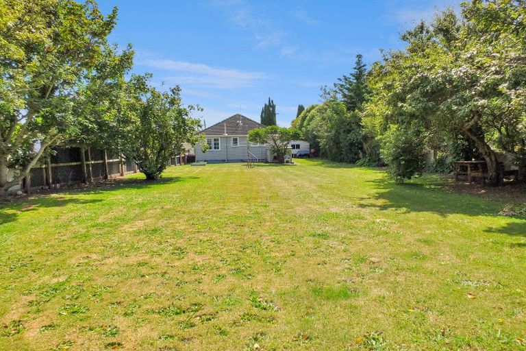 Photo of property in 10 Easton Street, Foxton, 4814