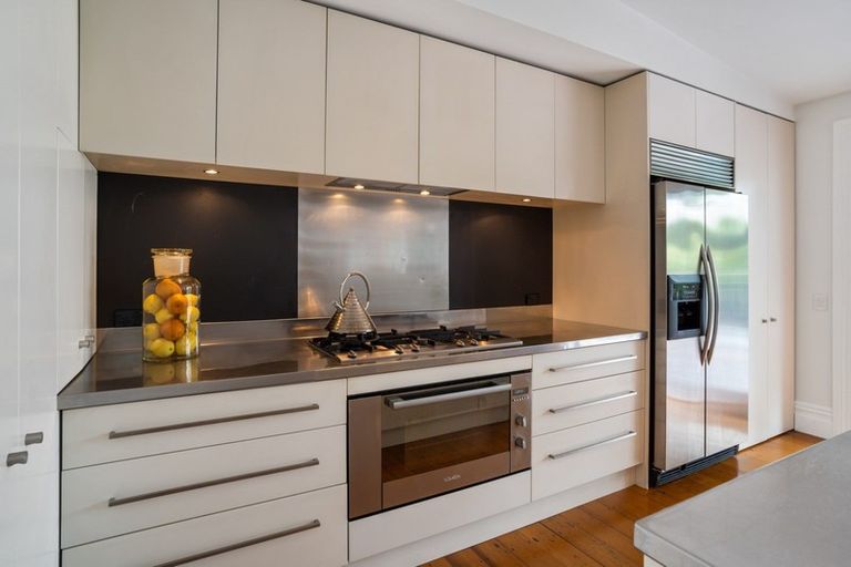 Photo of property in 39 Esplanade Road, Mount Eden, Auckland, 1024