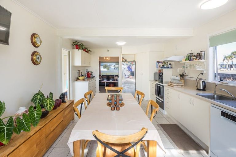 Photo of property in 69 Seabury Avenue, Foxton Beach, Foxton, 4815