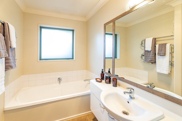 Photo of property in 92 Courtenay Drive, Kaiapoi, 7630