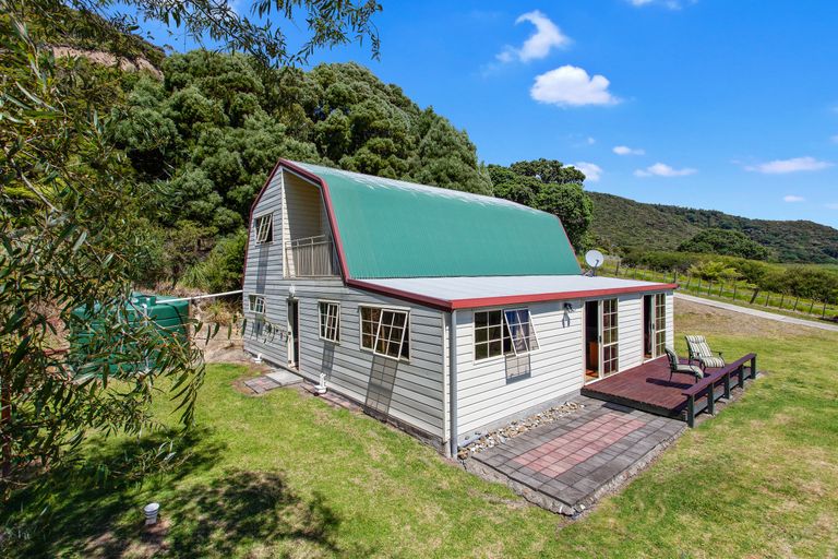 Photo of property in 7417b State Highway 35, Te Kaha, 3199
