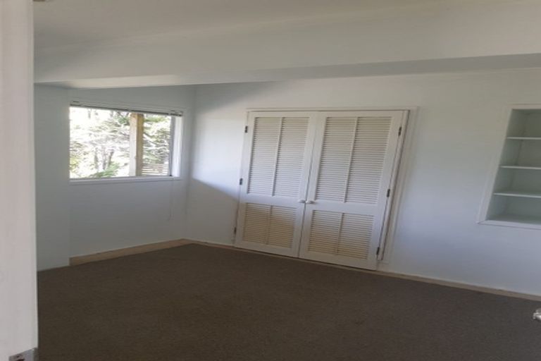 Photo of property in 18 Crows Road, Swanson, Auckland, 0614