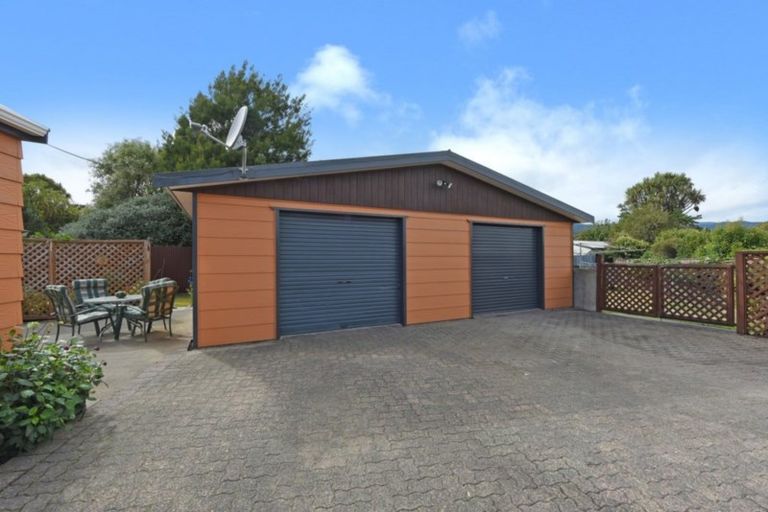 Photo of property in 36 Riverbank Street, Ebdentown, Upper Hutt, 5018