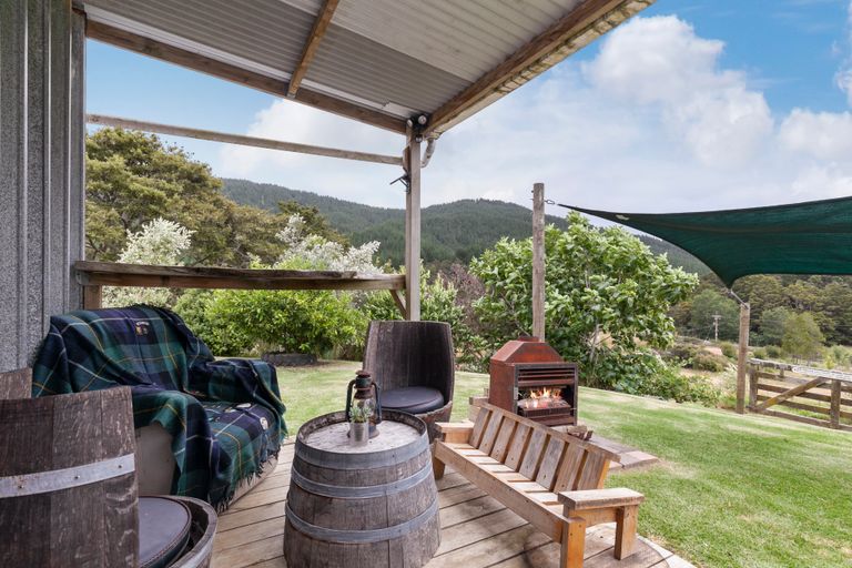 Photo of property in 958 Whangaripo Valley Road, Whangaripo, Wellsford, 0972