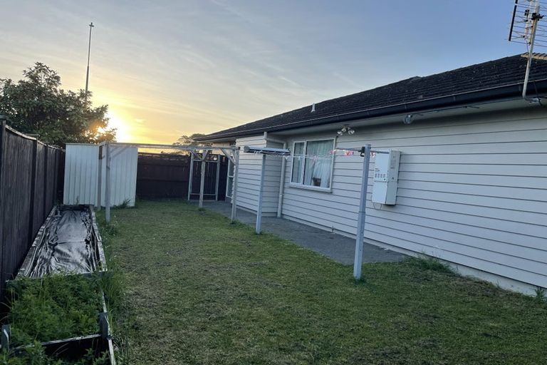 Photo of property in 13 Manene Street, Wattle Downs, Auckland, 2103