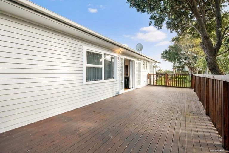 Photo of property in 75 Mahia Road, Manurewa, Auckland, 2102