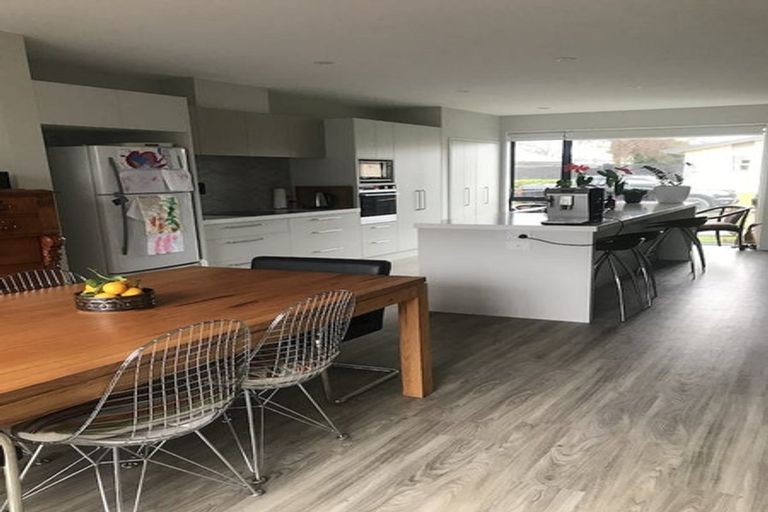 Photo of property in 10 Dave Jamieson Lane, Hillmorton, Christchurch, 8024