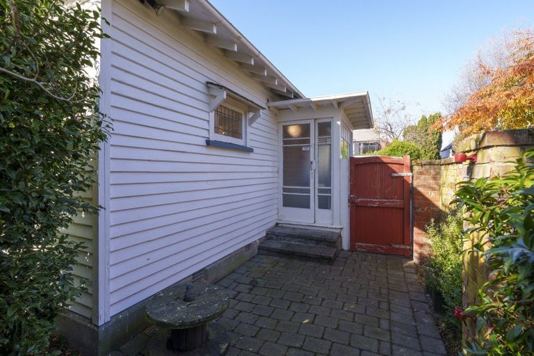 Photo of property in 12 Taylors Avenue, Bryndwr, Christchurch, 8052