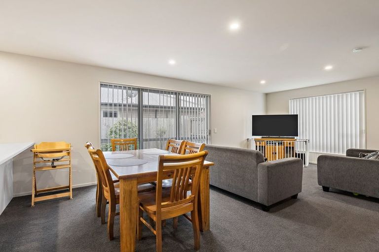 Photo of property in 1 Keeper Close, Woodend, 7610