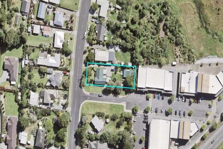 Photo of property in 14 Waimauku Station Road, Waimauku, 0812