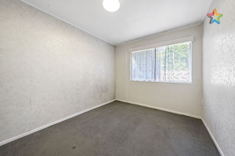 Photo of property in 71e Randwick Crescent, Moera, Lower Hutt, 5010