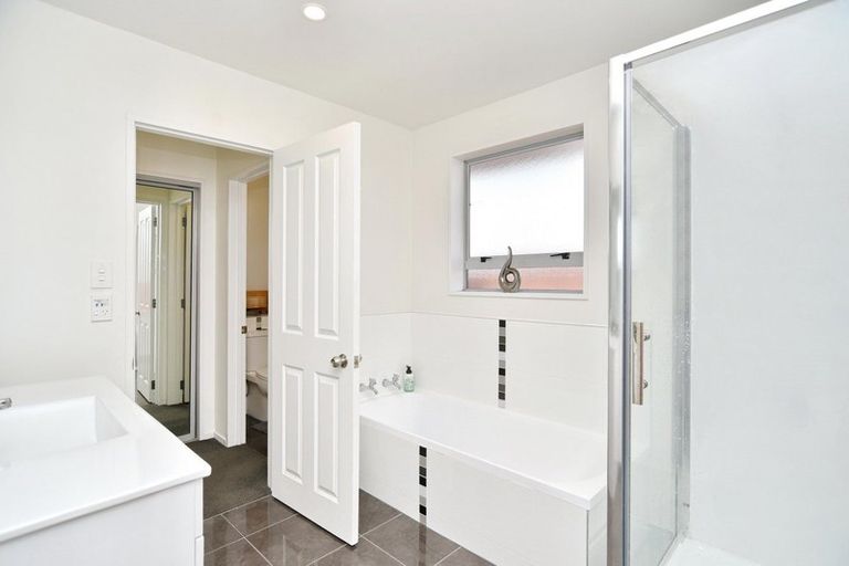 Photo of property in 46 Radiata Avenue, Parklands, Christchurch, 8083