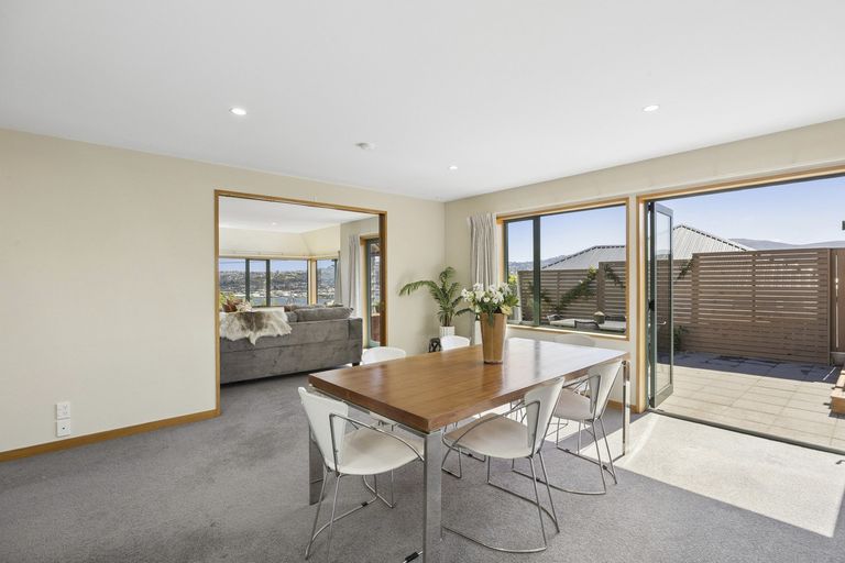 Photo of property in 17 Shandon Road, Vauxhall, Dunedin, 9013