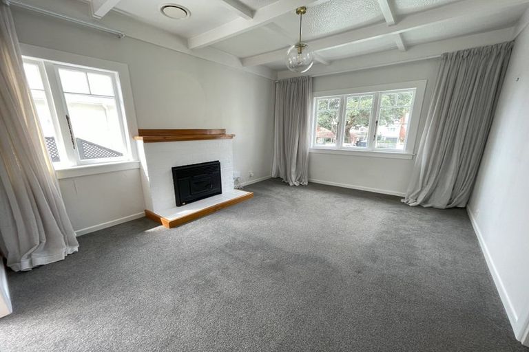 Photo of property in 41 Hillsborough Road, Hillsborough, Auckland, 1042