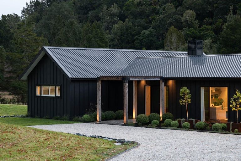 Photo of property in 72 Robinson Road, Coatesville, Albany, 0793