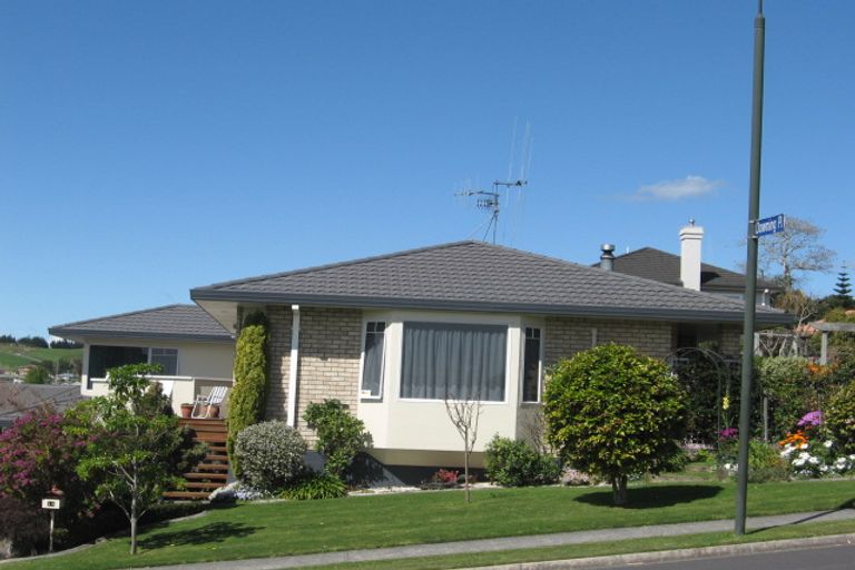 Photo of property in 15 Village Park Drive, Welcome Bay, Tauranga, 3112