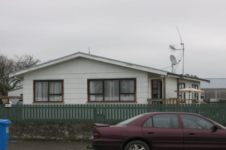 Photo of property in 41 Mako Mako Road, Levin, 5510