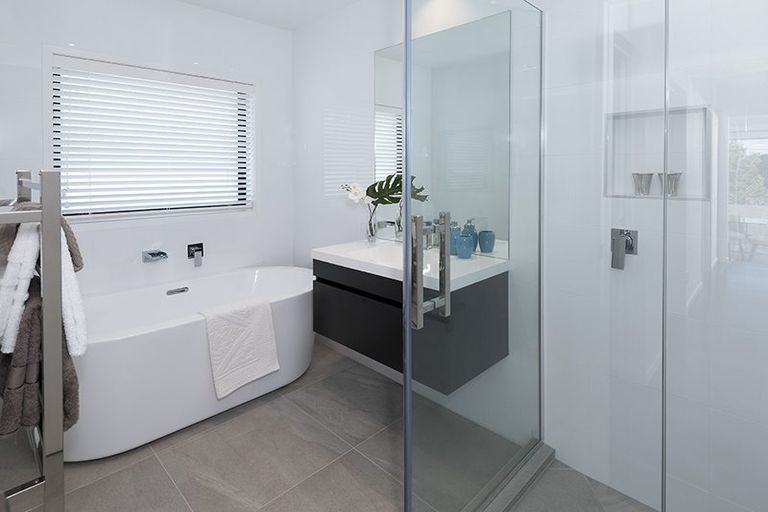 Photo of property in 184 Clovelly Road, Bucklands Beach, Auckland, 2012