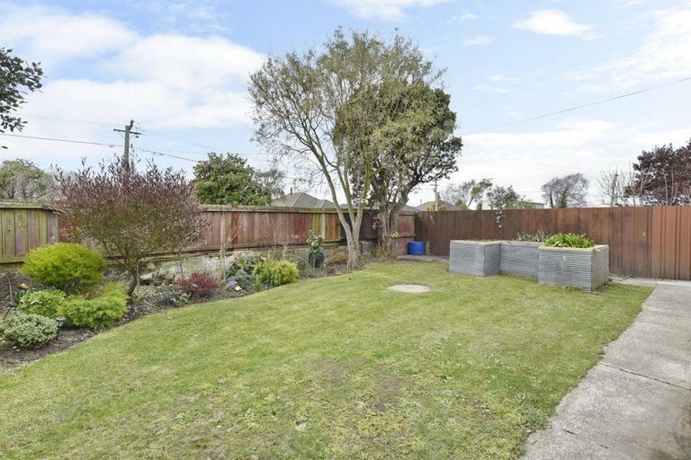 Photo of property in 70 Basingstoke Street, Aranui, Christchurch, 8061