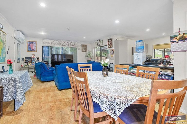 Photo of property in 83 Kamara Road, Glen Eden, Auckland, 0602