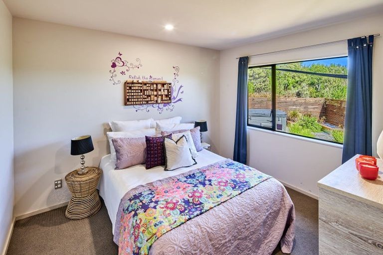 Photo of property in 69 Kaitangata Crescent, Kelson, Lower Hutt, 5010