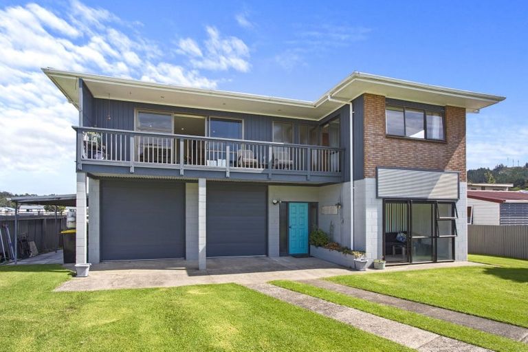 Photo of property in 105 Ajax Road, Whangamata, 3620