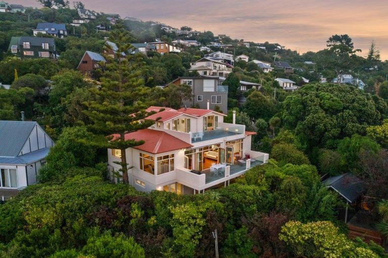 Photo of property in 9 Aranoni Track, Clifton, Christchurch, 8081