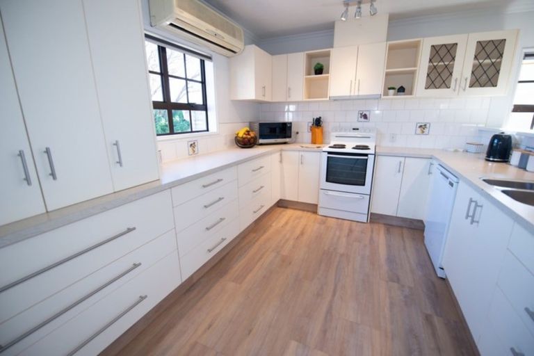 Photo of property in 42 Kenmare Street, Alexandra, 9320