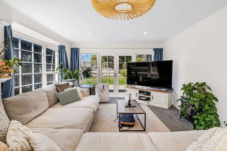 Photo of property in 40 Clifton Terrace, Fitzherbert, Palmerston North, 4410
