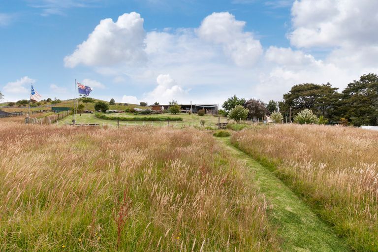 Photo of property in 958 Whangaripo Valley Road, Whangaripo, Wellsford, 0972