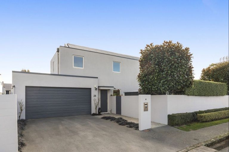 Photo of property in 28 Mayfair Street, Riccarton, Christchurch, 8011