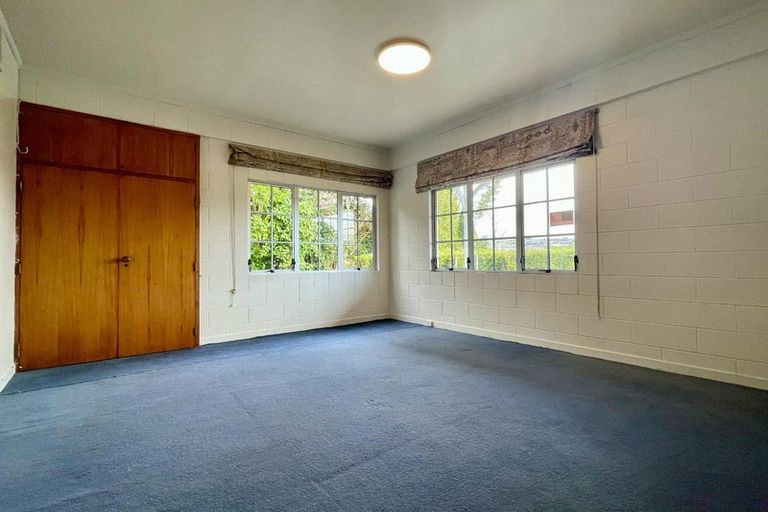 Photo of property in 89c Poplar Grove, Whalers Gate, New Plymouth, 4310