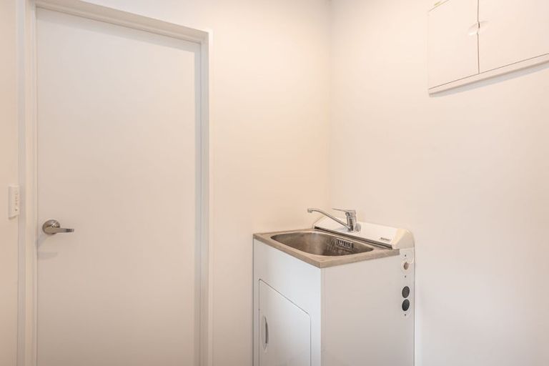 Photo of property in 154 Edgeware Road, Edgeware, Christchurch, 8013