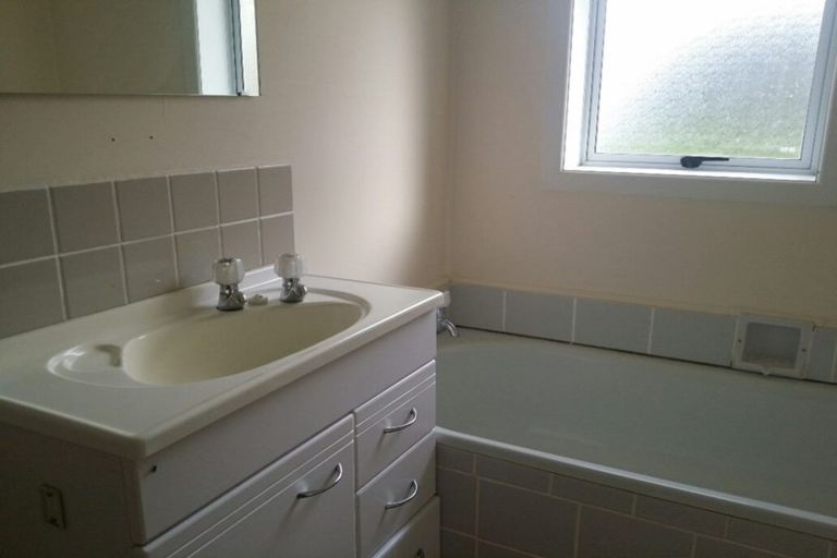 Photo of property in 11 Nevada Road, Silverdale, Hamilton, 3216