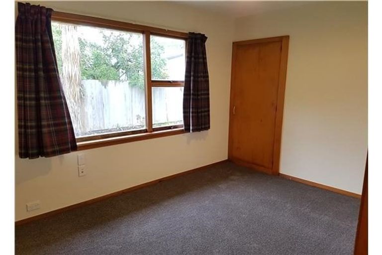 Photo of property in 15 Suffolk Street, Phillipstown, Christchurch, 8011