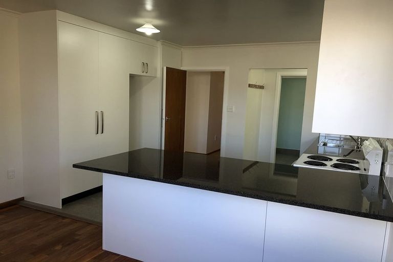 Photo of property in 2/54 Kings Crescent, Hutt Central, Lower Hutt, 5010