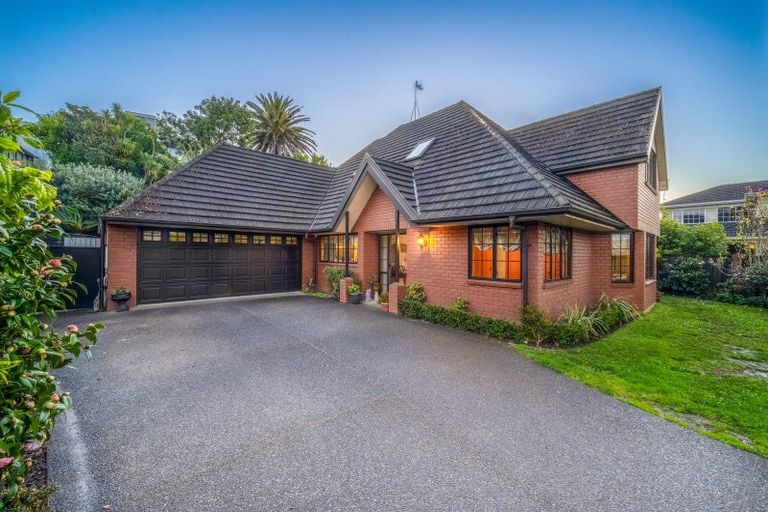 Photo of property in 36 Oakwood Grove, Eastern Beach, Auckland, 2012