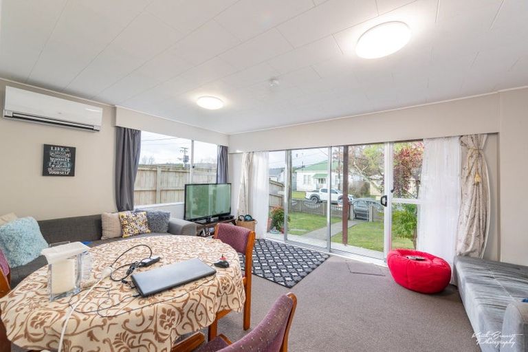 Photo of property in 8j Montgomery Crescent, Clouston Park, Upper Hutt, 5018
