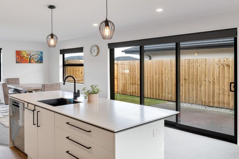 Photo of property in 14 Ned Place, Halswell, Christchurch, 8025