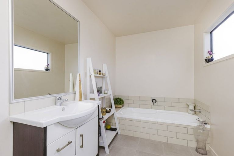 Photo of property in 65 Mandival Avenue, Flat Bush, Auckland, 2019