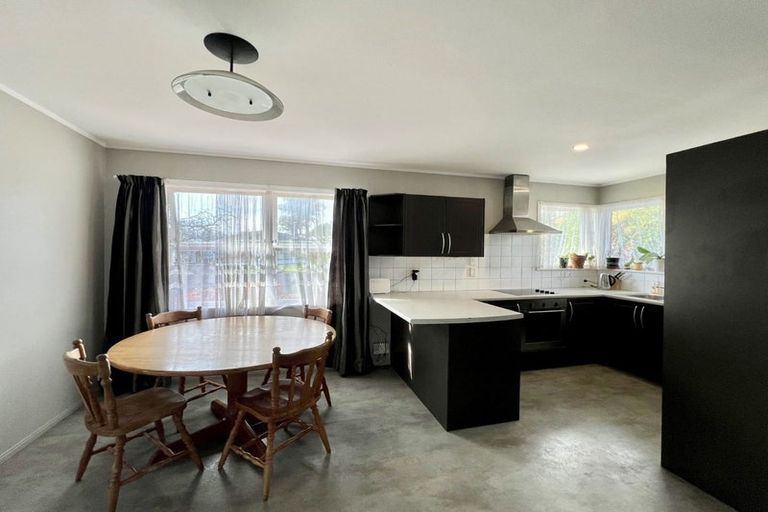 Photo of property in 9 Alf Walker Place, Papakura, 2110