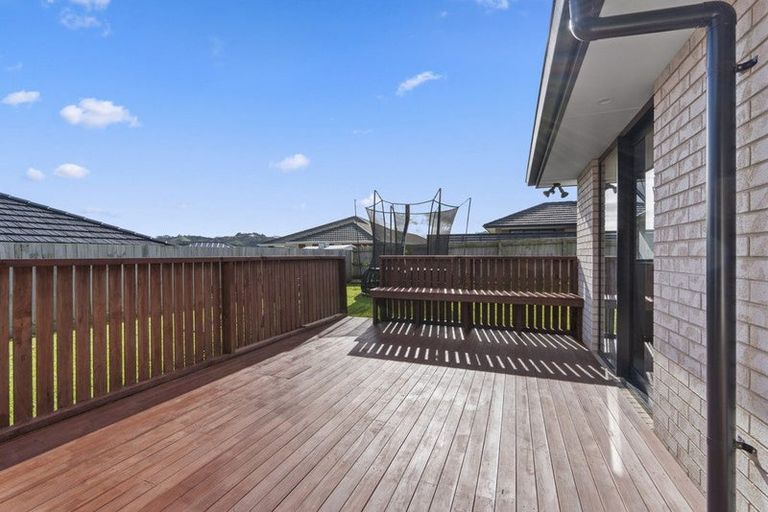 Photo of property in 18 Herbert Oldham Road, Pokeno, 2402