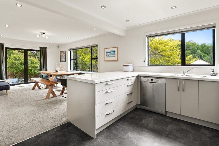 Photo of property in 75 Glenross Street, Glenross, Dunedin, 9011