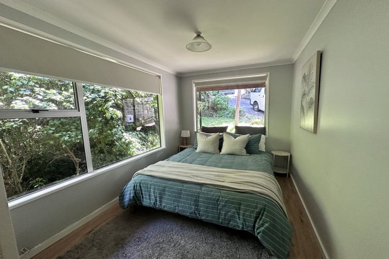 Photo of property in 2 Corlett Road, Plimmerton, Porirua, 5026