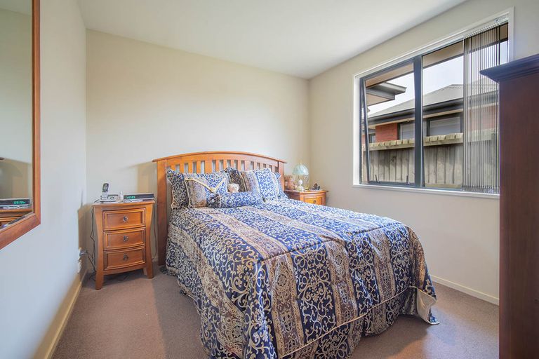 Photo of property in 101 Avonhead Road, Avonhead, Christchurch, 8042